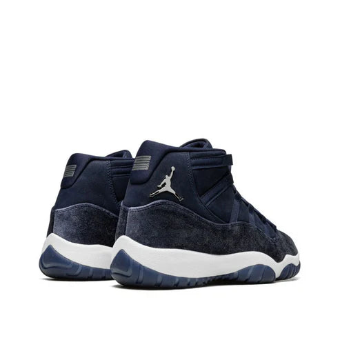 JORDAN 11 RETRO MIDNIGHT NAVY