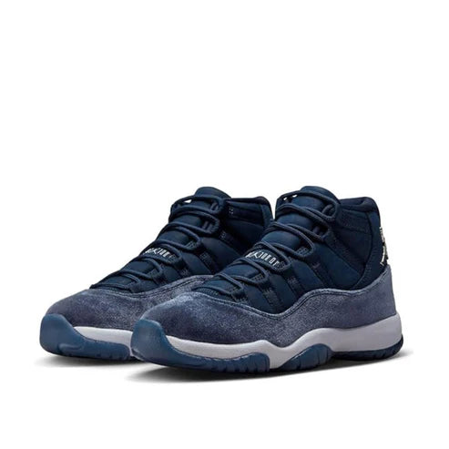 JORDAN 11 RETRO MIDNIGHT NAVY