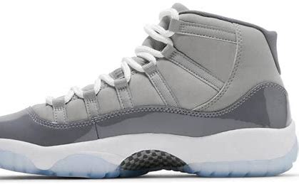 JORDAN 11 RETRO GRIGIO CHIARO